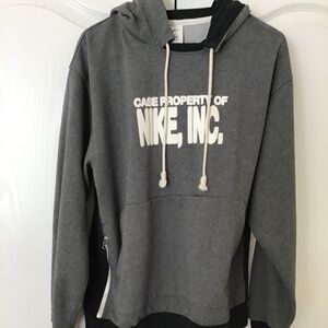 NIKE DRI - FIT PERFORMANCE HOODIE